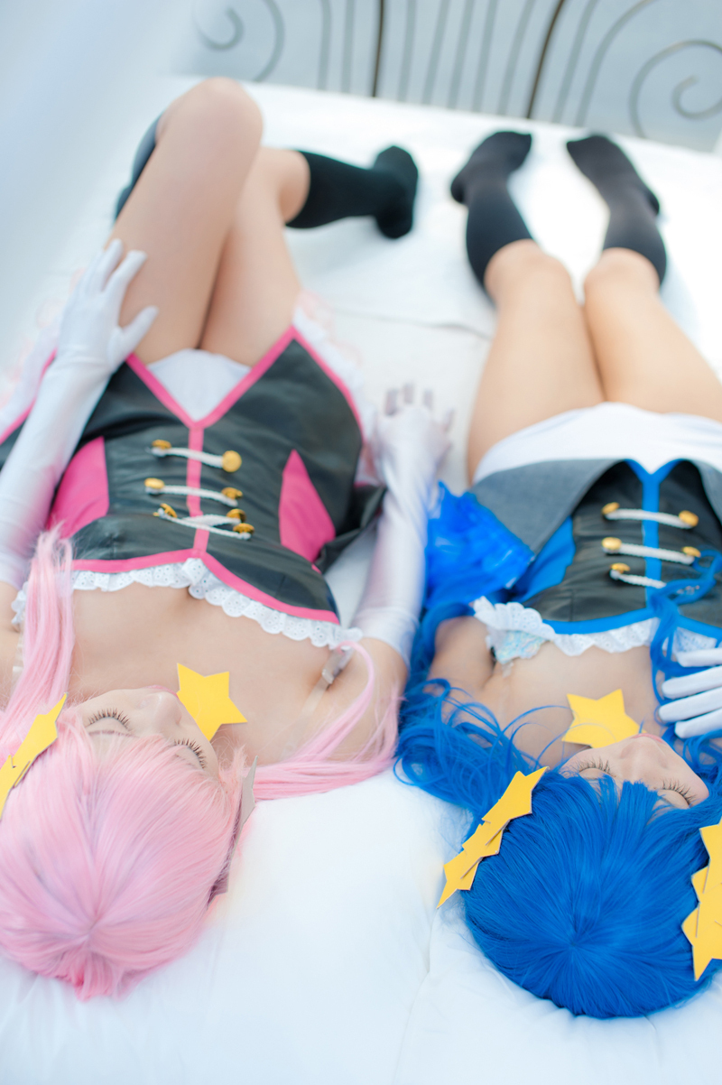 [Cosplay] two sisters sexy cos uniform photo